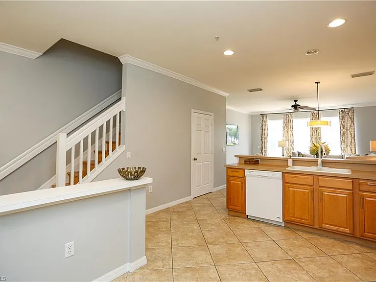 960 Hampton Cir #80 — Photo 26