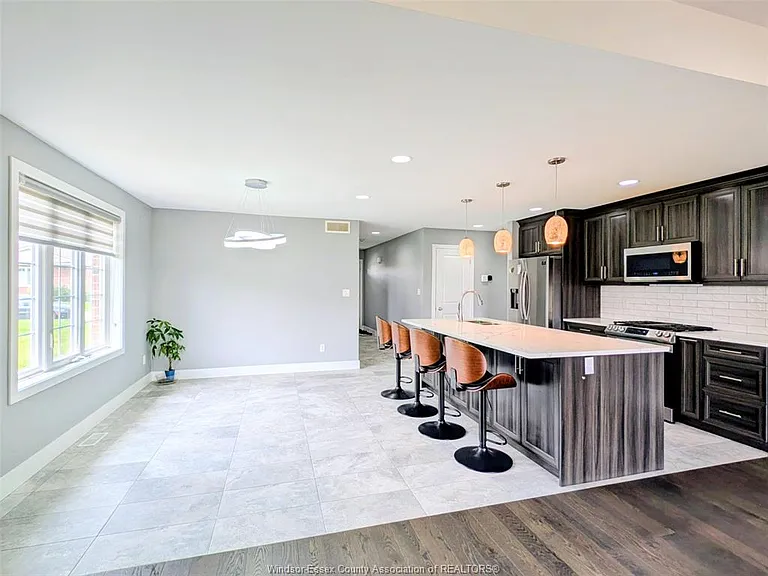 1192 Copeland Ave — Photo 7