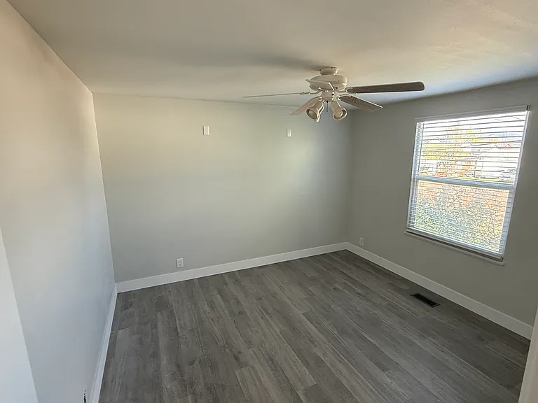 5256 W 3830 S — Photo 12