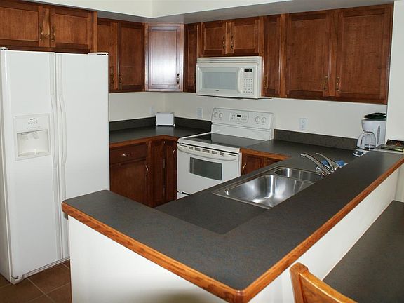 3rd image of 13 S 2nd St #416