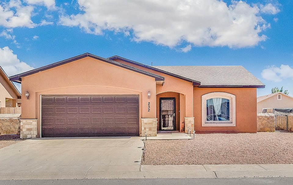 1st image of 232 Flor Acacia Ct