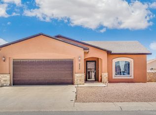 232 Flor Acacia Ct, Socorro, TX 79927