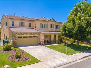 2246 Thorncroft Cir, Palmdale, CA 93551