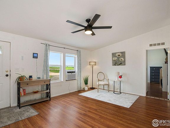 3rd image of 39550 Boulevard B