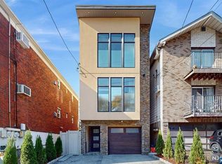 327 Gorge Rd, Cliffside Park, NJ 07010