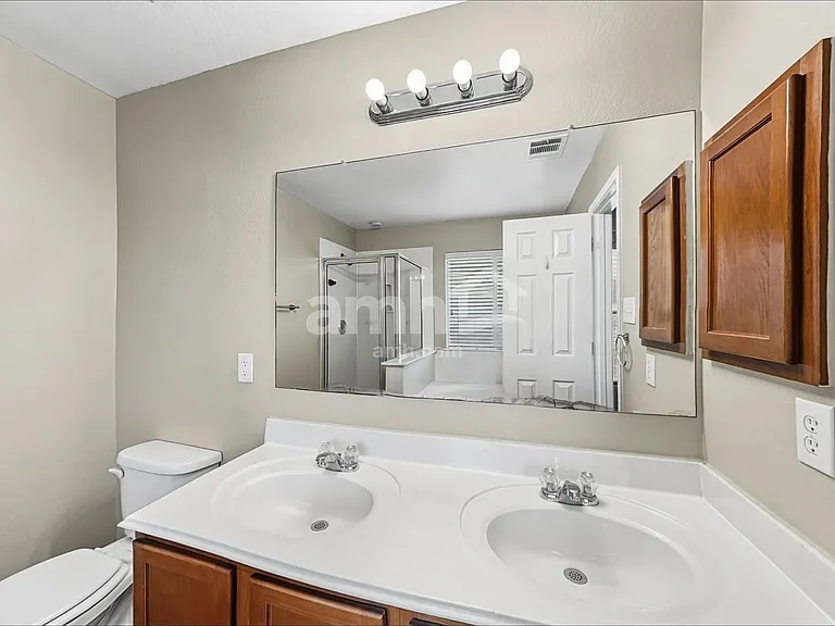 723 Rodeo Rnch — Photo 12