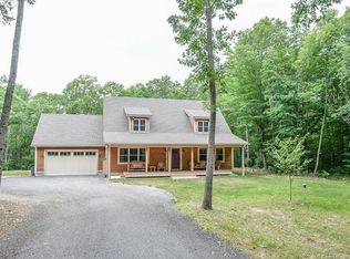 11 Lucienne Way, Ledyard, CT 06339
