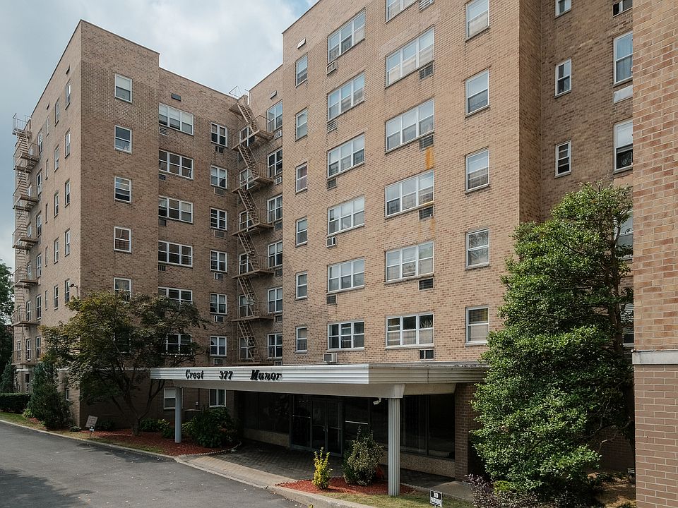 1st image of 377 N Broadway APT 627