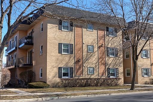 1st image of 6567 N Northwest Hwy APT 2B