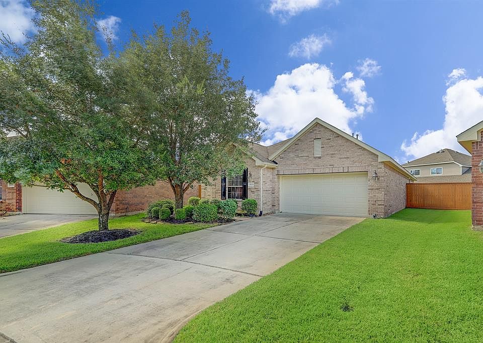 1st image of 25123 Braleybrook Ct
