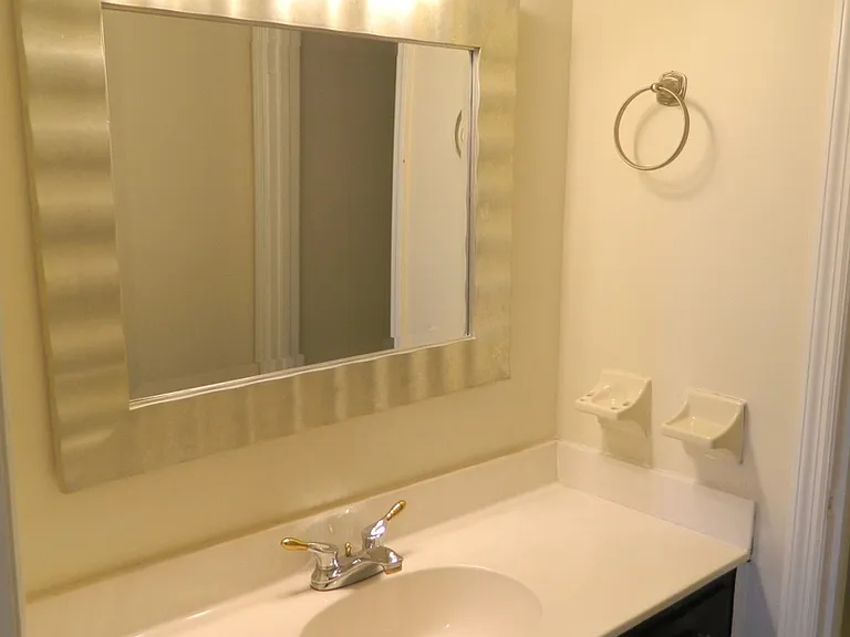 230 Ronstadt Dr — Photo 15