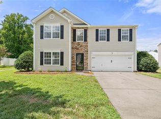 3902 Edgeview Dr, Indian Trail, NC 28079
