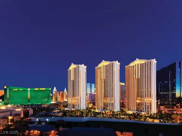 125 E Harmon Ave #1702, Las Vegas, NV 89109