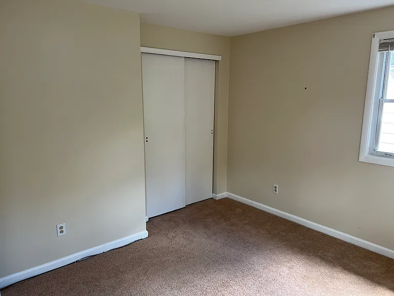 22 Thacker St #22 — Photo 8