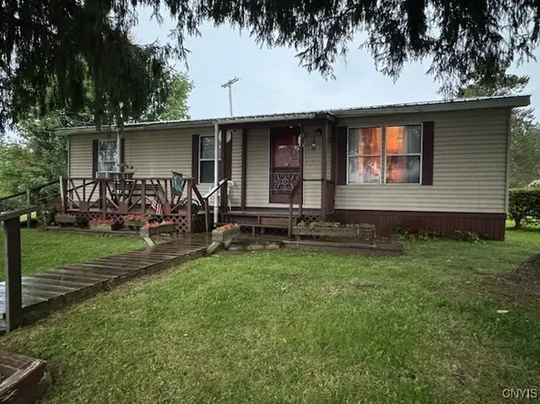 4851 State Route 26, Bouckville, NY 13310