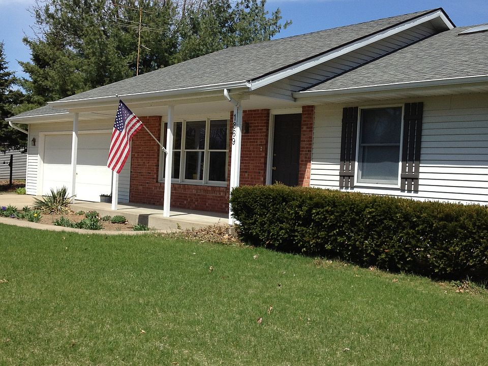 1st image of 1869 104th Ave