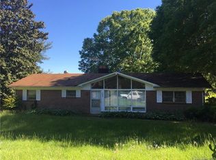 1902 19th Ave NE, Hickory, NC 28601