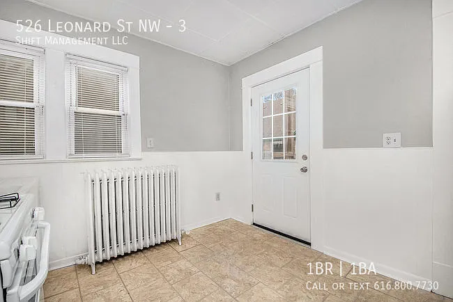 526 Leonard St NW #3 — Photo 2