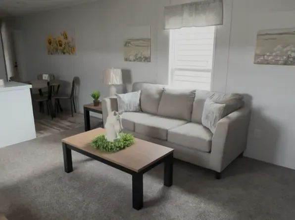 64 McCewen St, Ponce De Leon, FL 32455