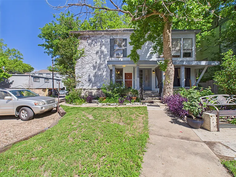3006 Duval St #4 — Photo 2