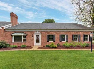 2028 Wyntre Brooke South Dr, York, PA 17403