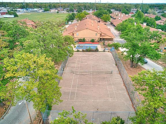 3rd image of 8009 NW 7th Pl APT 304