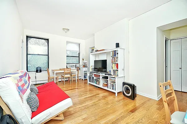 Rented by Keller Williams NYC | media 14