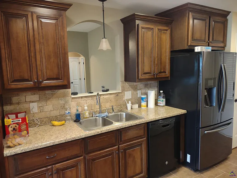 304 S Charity Ln — Photo 8