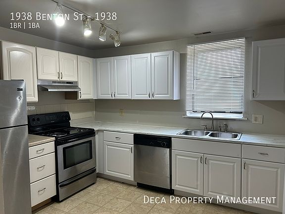 4th image of 1938 Benton St #1938