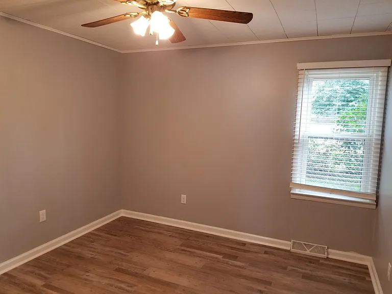 225 Bruce Rd #1 — Photo 10
