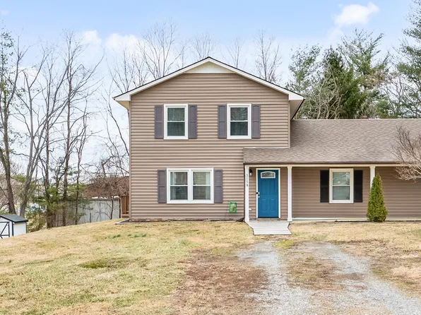 315 Cherokee Dr #A, Christiansburg, VA 24073