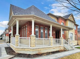 17 Delattaye Ave, Aurora, ON L4G7T8