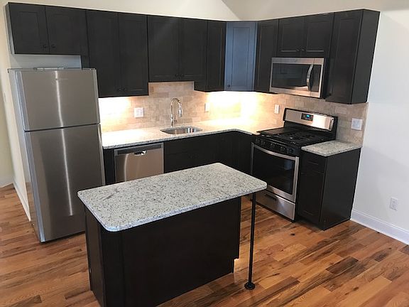 4th image of 1232 Ridge Ave APT 305