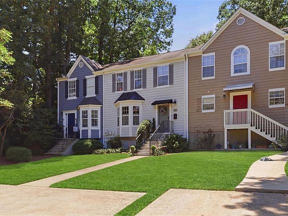 3rd image of 1428 Shiloh Way NW