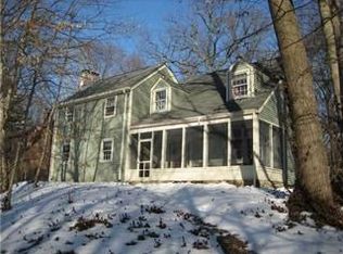 289 Walhalla Rd, Columbus, OH 43202