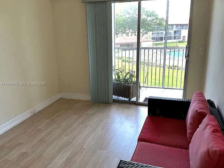 200 SW 132nd Way #310L — Photo 10