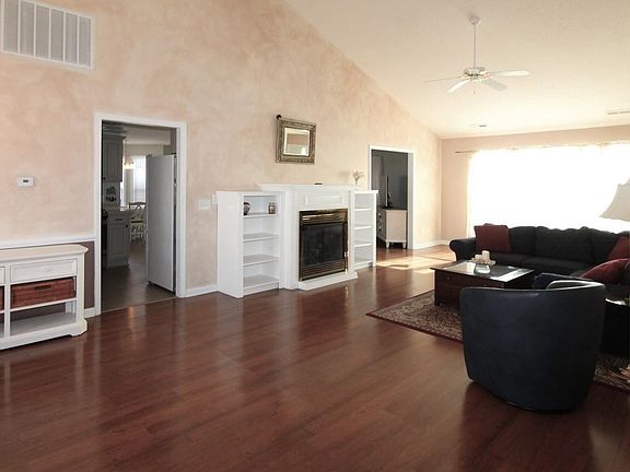 2nd image of 528 Westham Dr.