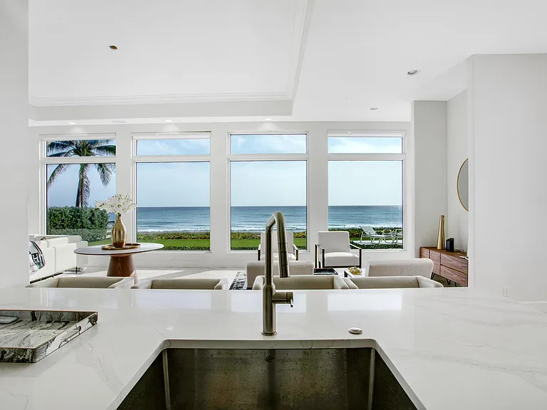 2635 S Ocean Blvd — Photo 9