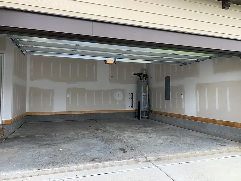 2030 Kemp Rd — Photo 21