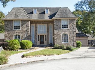 2710 Grand Falls Dr, Kingwood, TX 77345