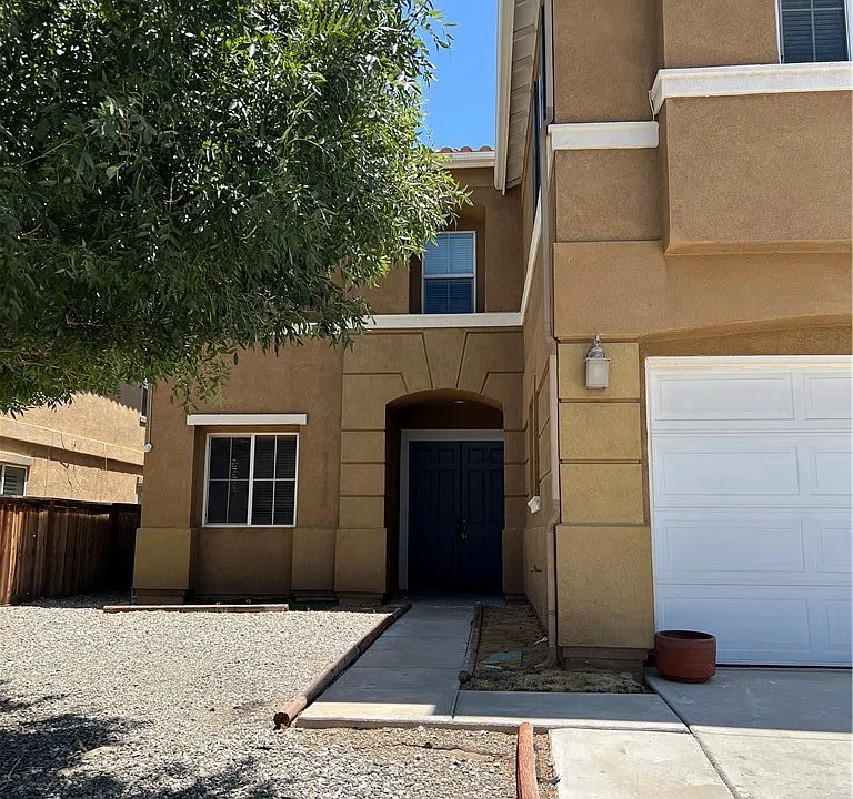 8975 Guadalupe Ave