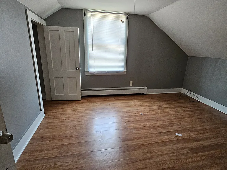 18 Maple St #18 — Photo 5