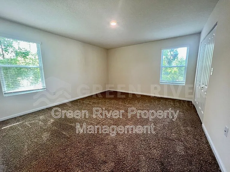 294 Aralia Ln — Photo 22