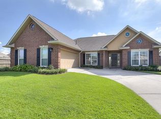 5101 Savannah Ln, Marrero, LA 70072