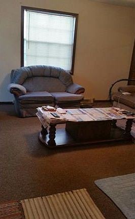 5th image of 340 Dunn Ave