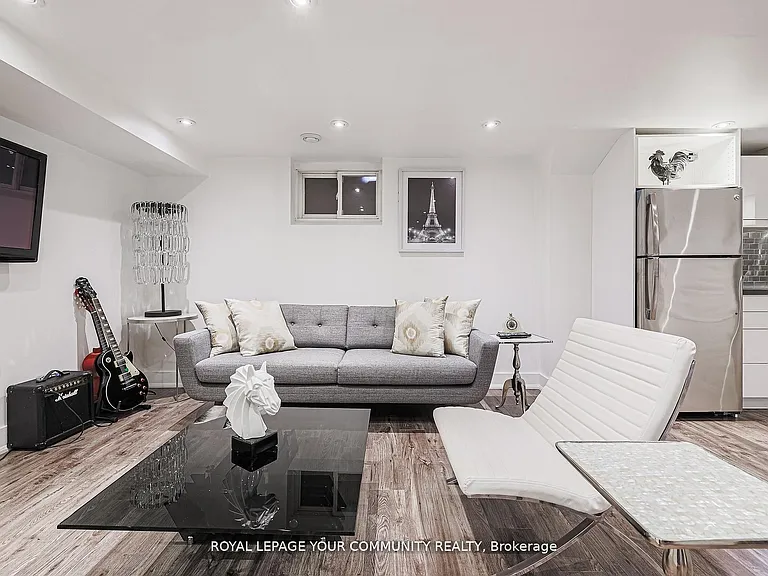 52 Princeway Dr #LOWER — Photo 7