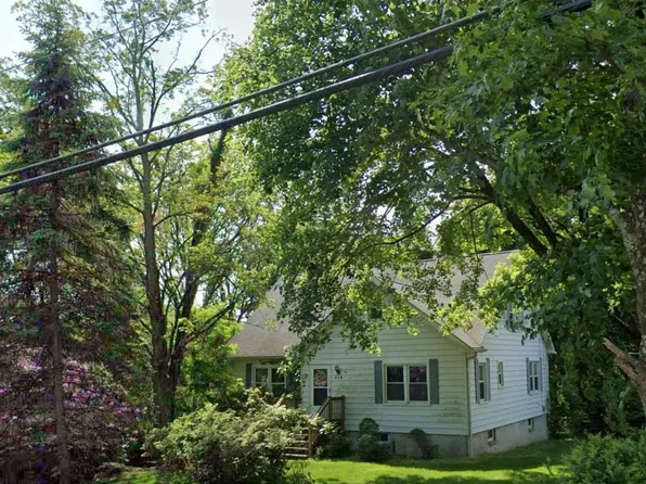 328 Oscawana Lake Road, Putnam Valley, NY 10579