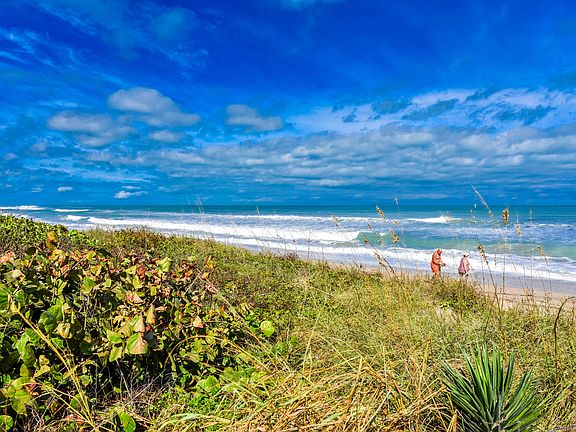 4th image of 3541 NE Ocean Boulevard #2