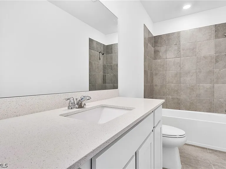 1424 Weeping Willow Ct — Photo 11