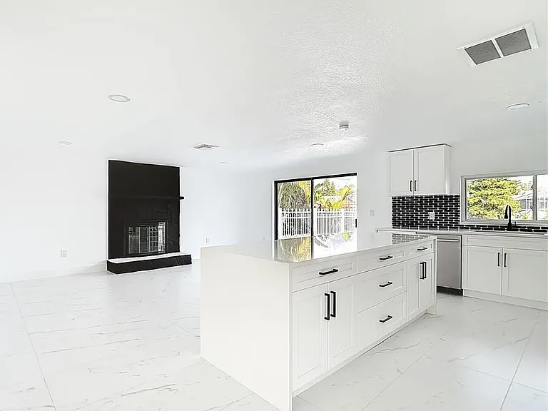 9920 San Mateo Way — Photo 17